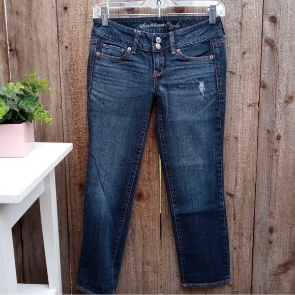 American Eagle crop jeans - Picture 3 of 8